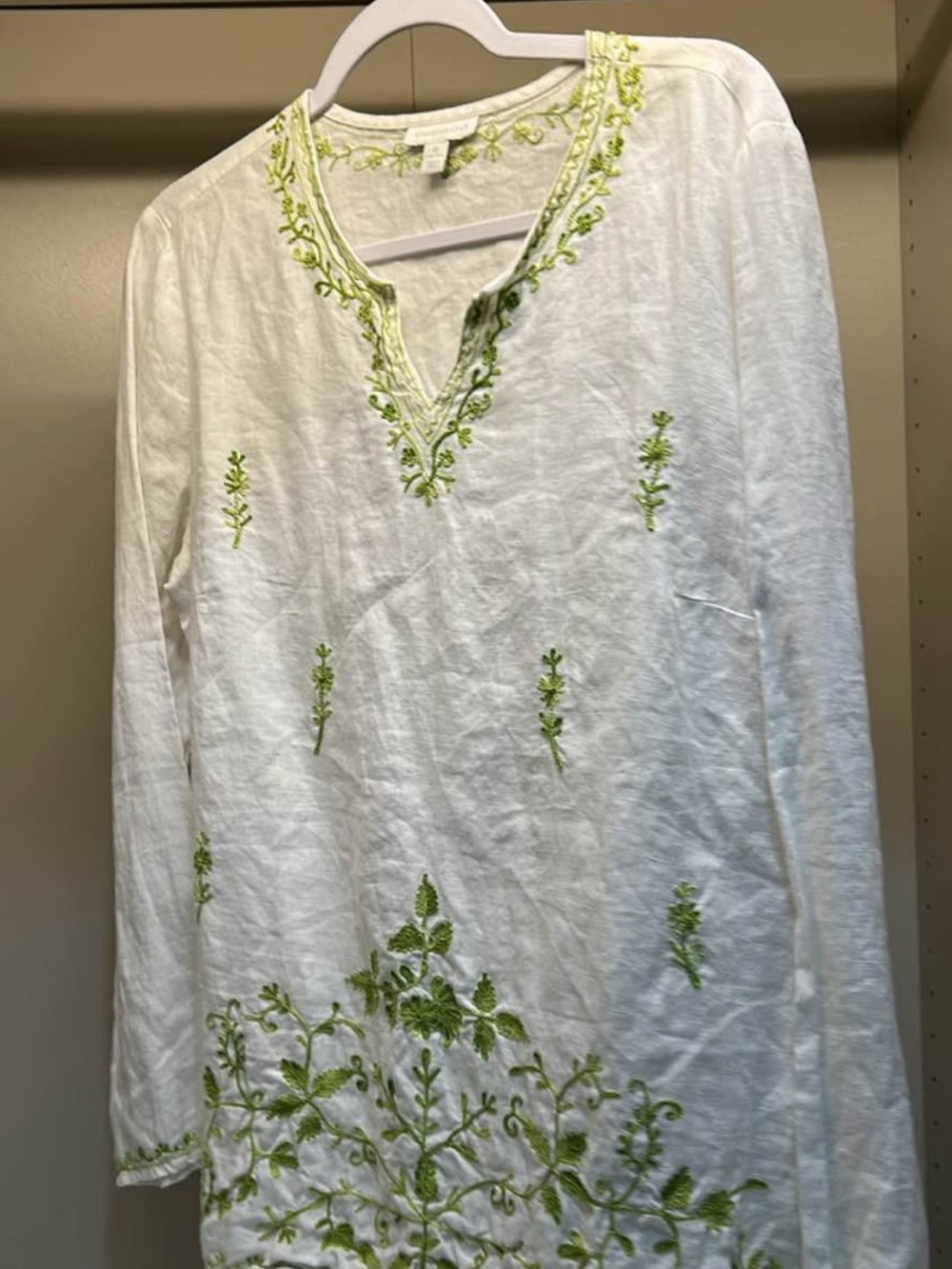 Gorgeous Embroidered White Linen Charter Club L/S Tunic Size 10